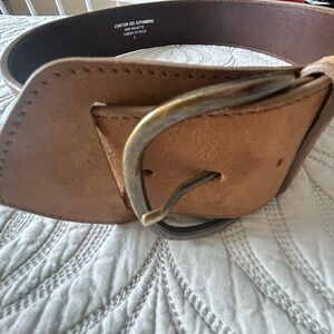 Women’s leather belt
